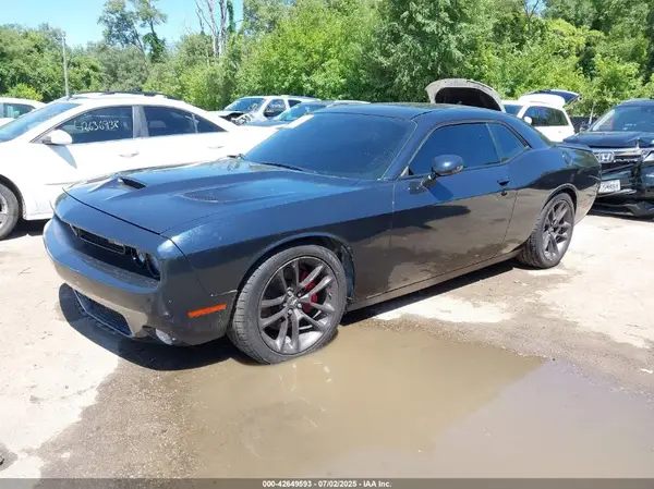 2C3CDZFJXLH104506 2020 DODGE CHALLENGER - Image 2