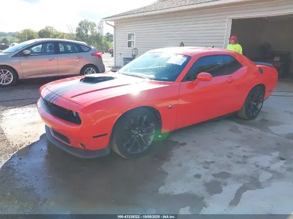 2C3CDZFJXMH635643 2021 DODGE CHALLENGER - Image 2