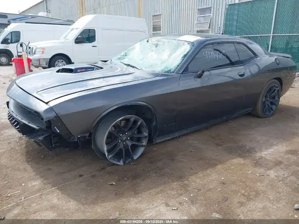 2C3CDZFJXMH638090 2021 DODGE CHALLENGER - Image 2