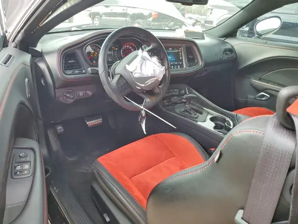 2C3CDZFJXPH629829 2023 DODGE CHALLENGER - Image 8