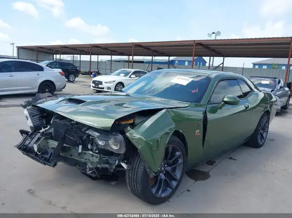 2C3CDZFJXPH662653 2023 DODGE CHALLENGER - Image 2