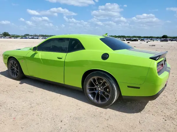 2C3CDZFJXPH688590 2023 DODGE CHALLENGER - Image 2