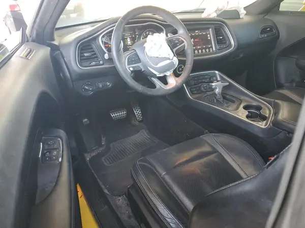 2C3CDZGG0HH556023 2017 DODGE CHALLENGER - Image 8