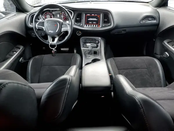 2C3CDZGG0HH574697 2017 DODGE CHALLENGER - Image 8