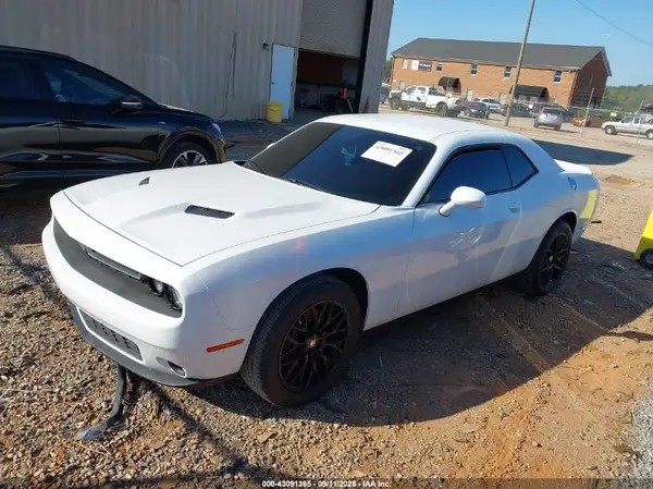 2C3CDZGG0MH509388 2021 DODGE CHALLENGER - Image 2