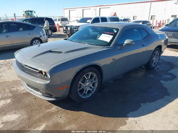 2C3CDZGG1HH543104 2017 DODGE CHALLENGER - Image 2