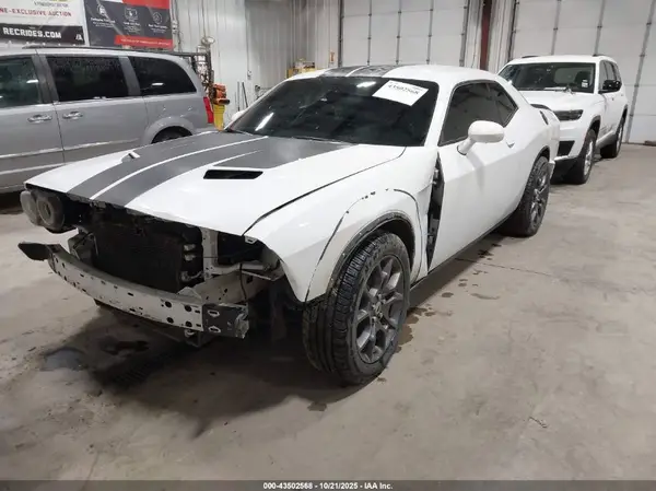 2C3CDZGG1JH205529 2018 DODGE CHALLENGER - Image 2