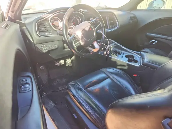 2C3CDZGG1JH257016 2018 DODGE CHALLENGER - Image 8