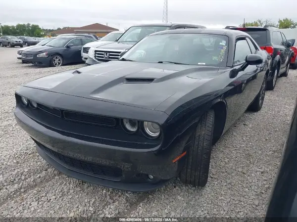 2C3CDZGG1JH294230 2018 DODGE CHALLENGER - Image 2