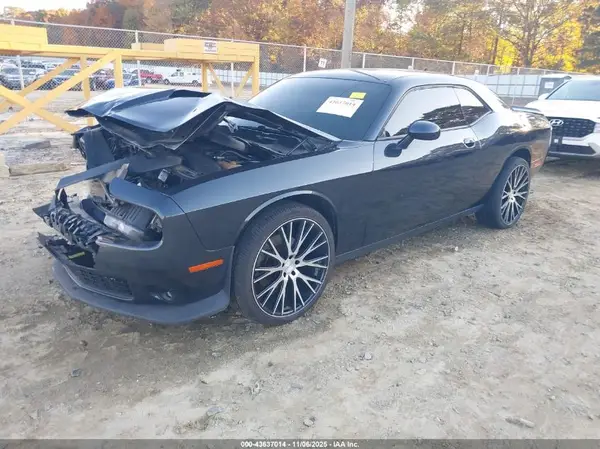 2C3CDZGG1JH322818 2018 DODGE CHALLENGER - Image 2