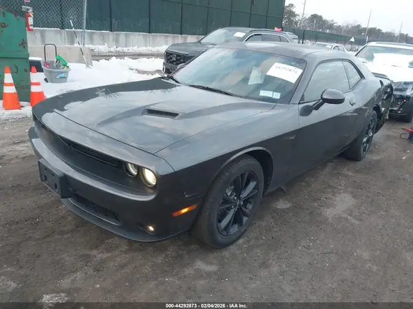 2C3CDZGG1MH611332 2021 DODGE CHALLENGER - Image 2