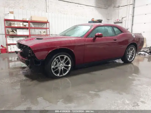 2C3CDZGG1PH696709 2023 DODGE CHALLENGER - Image 2