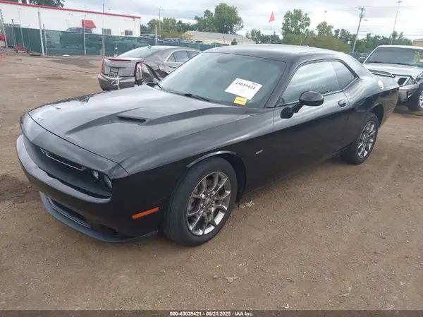 2C3CDZGG2HH592814 2017 DODGE CHALLENGER - Image 2