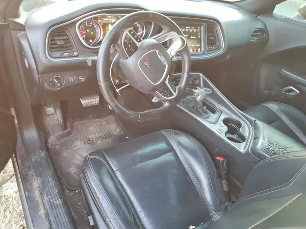 2C3CDZGG2HH648766 2017 DODGE CHALLENGER - Image 8