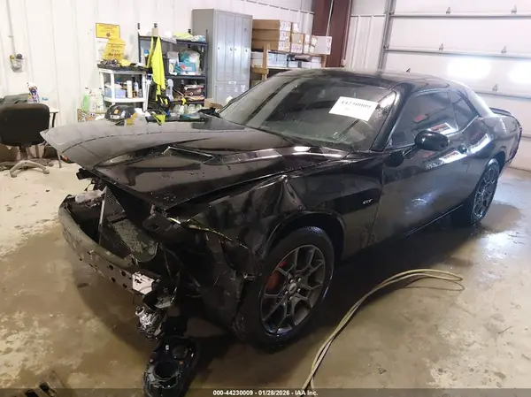 2C3CDZGG2JH192807 2018 DODGE CHALLENGER - Image 2