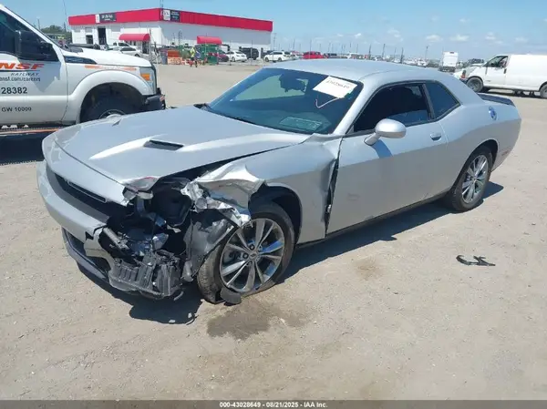 2C3CDZGG2PH659247 2023 DODGE CHALLENGER - Image 2