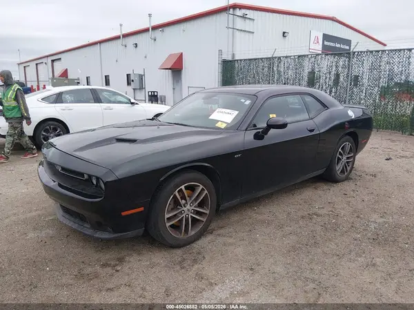 2C3CDZGG3JH235115 2018 DODGE CHALLENGER - Image 2