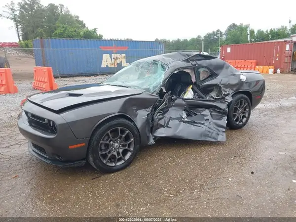 2C3CDZGG3JH257471 2018 DODGE CHALLENGER - Image 2