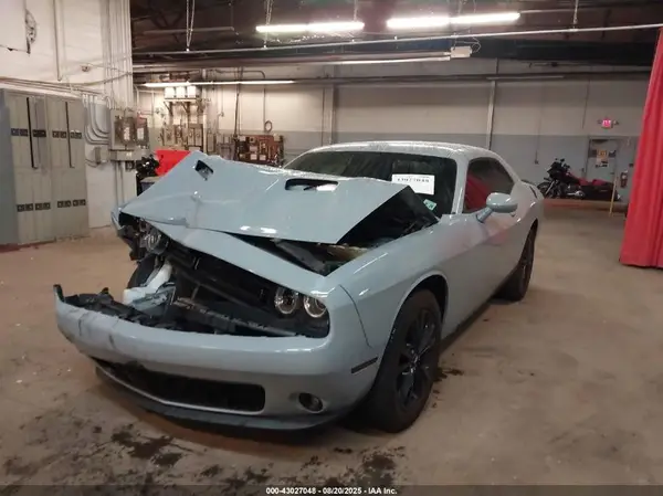 2C3CDZGG3MH649967 2021 DODGE CHALLENGER - Image 2