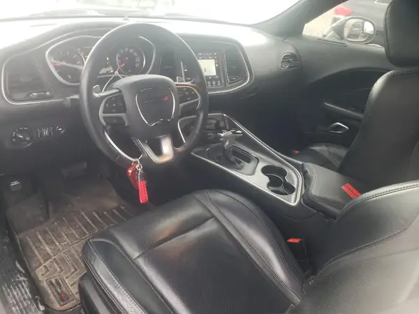 2C3CDZGG4HH556025 2017 DODGE CHALLENGER - Image 8