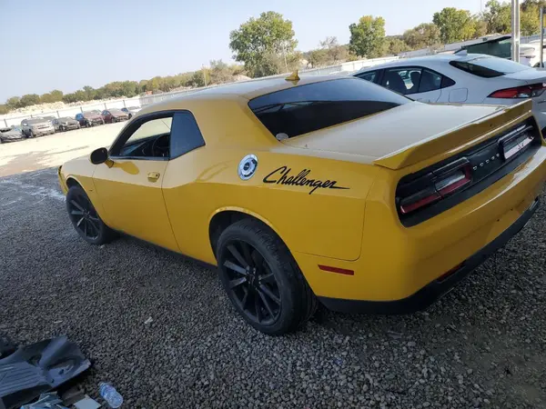 2C3CDZGG4HH584990 2017 DODGE CHALLENGER - Image 2