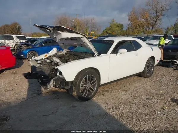 2C3CDZGG4KH690413 2019 DODGE CHALLENGER - Image 2