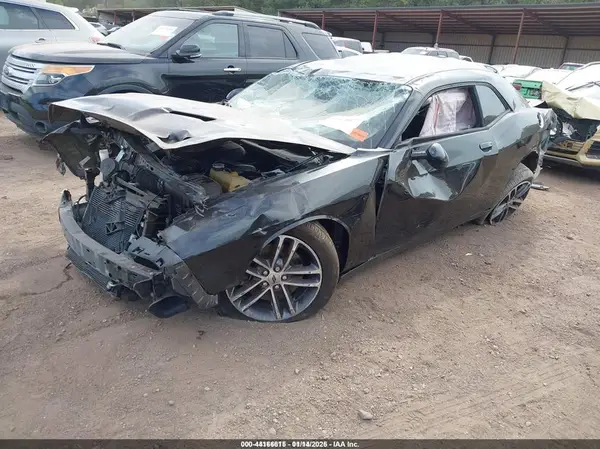 2C3CDZGG4KH712958 2019 DODGE CHALLENGER - Image 2