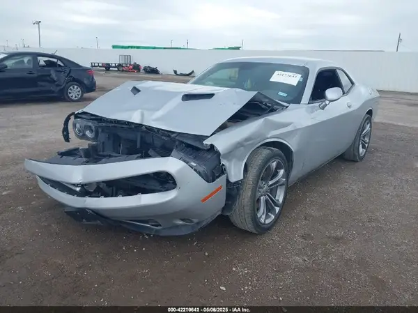 2C3CDZGG4MH600339 2021 DODGE CHALLENGER - Image 2