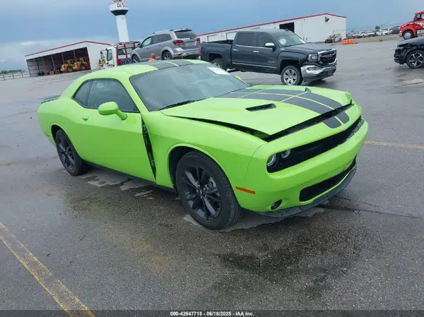 2C3CDZGG4PH587547 2023 DODGE CHALLENGER - Image 1