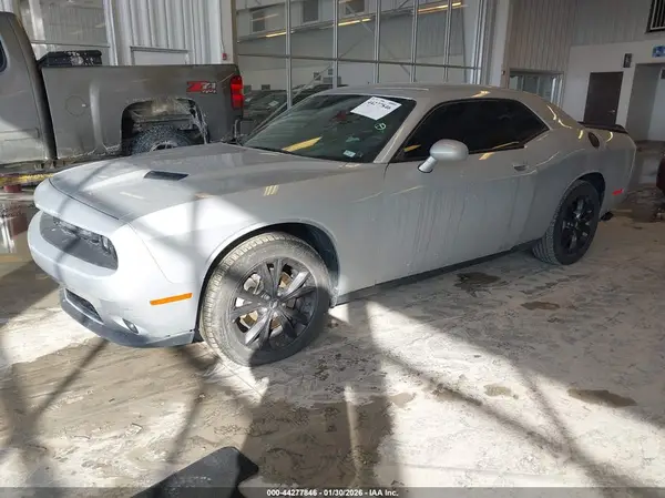 2C3CDZGG4PH655488 2023 DODGE CHALLENGER - Image 2