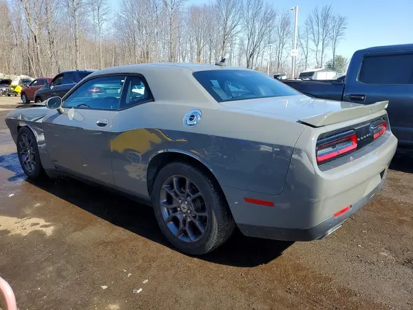 2C3CDZGG5JH205176 2018 DODGE CHALLENGER - Image 2