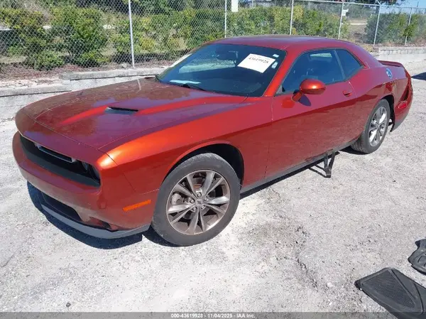 2C3CDZGG5MH552740 2021 DODGE CHALLENGER - Image 2