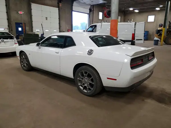 2C3CDZGG6HH556236 2017 DODGE CHALLENGER - Image 2