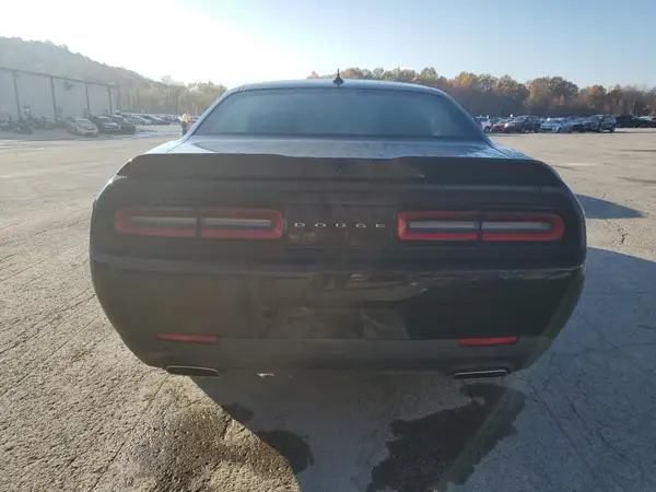 2017 DODGE CHALLENGER auction photo 6