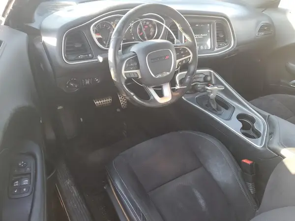2C3CDZGG6HH581010 2017 DODGE CHALLENGER - Image 8