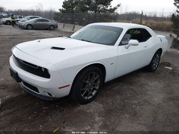 2C3CDZGG6HH598633 2017 DODGE CHALLENGER - Image 2