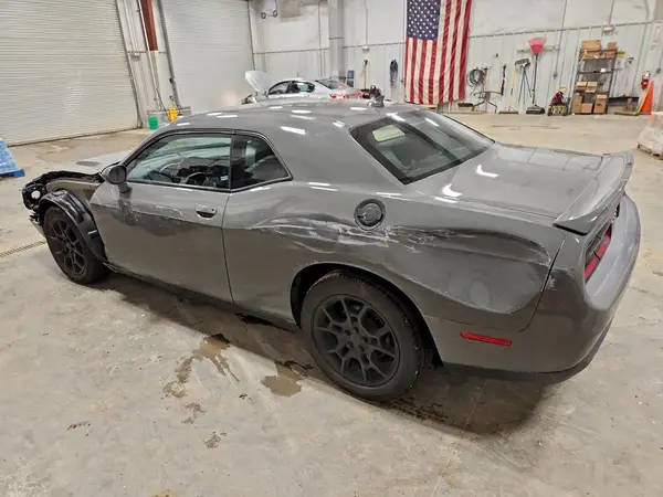 2C3CDZGG6HH611848 2017 DODGE CHALLENGER - Image 2