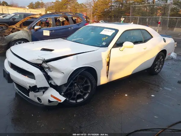 2C3CDZGG6JH306131 2018 DODGE CHALLENGER - Image 2