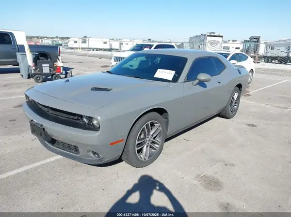 2C3CDZGG6KH675377 2019 DODGE CHALLENGER - Image 2