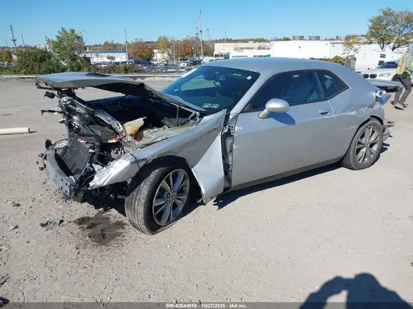2C3CDZGG6NH185879 2022 DODGE CHALLENGER - Image 2