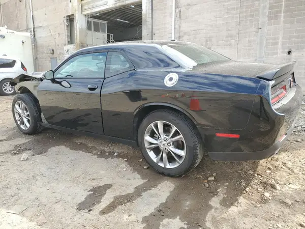 2C3CDZGG6PH689531 2023 DODGE CHALLENGER - Image 2