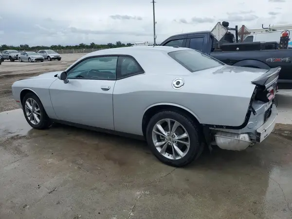 2C3CDZGG6PH697032 2023 DODGE CHALLENGER - Image 2