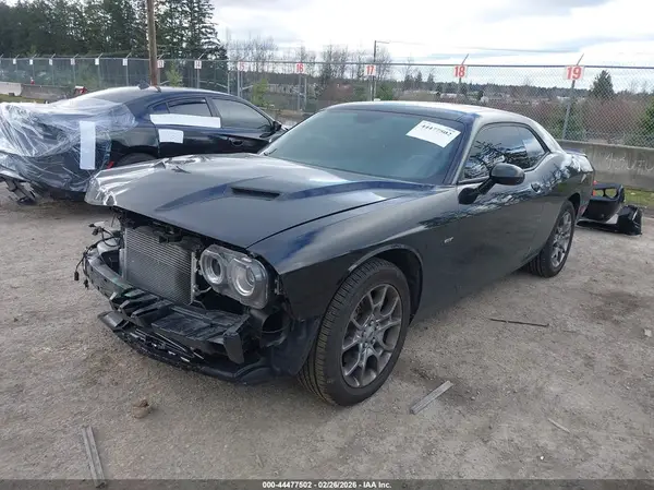 2C3CDZGG7HH556262 2017 DODGE CHALLENGER - Image 2