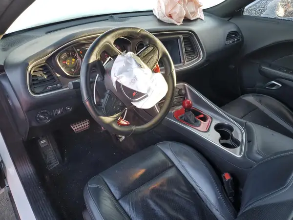 2C3CDZGG7JH205597 2018 DODGE CHALLENGER - Image 8