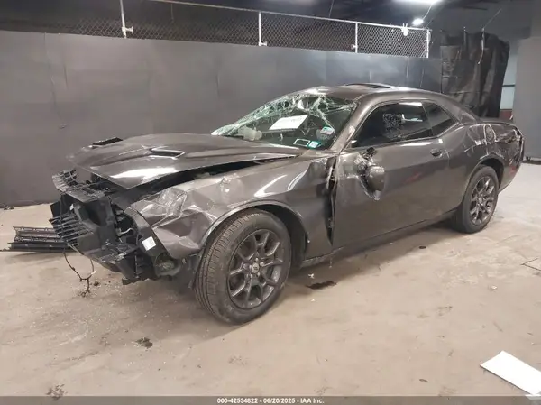 2C3CDZGG7JH322788 2018 DODGE CHALLENGER - Image 2