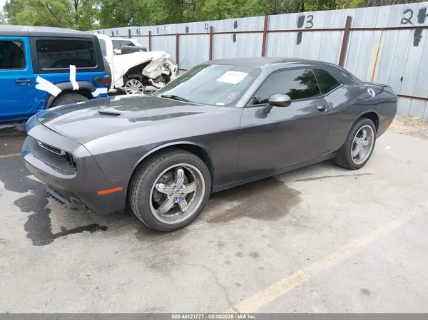 2C3CDZGG7KH583839 2019 DODGE CHALLENGER - Image 2