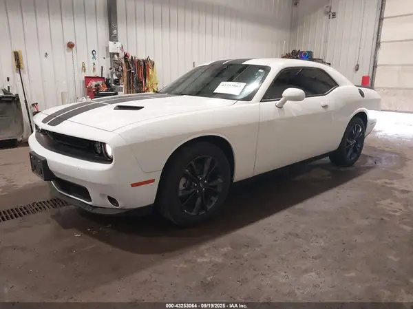 2C3CDZGG7MH611190 2021 DODGE CHALLENGER - Image 2