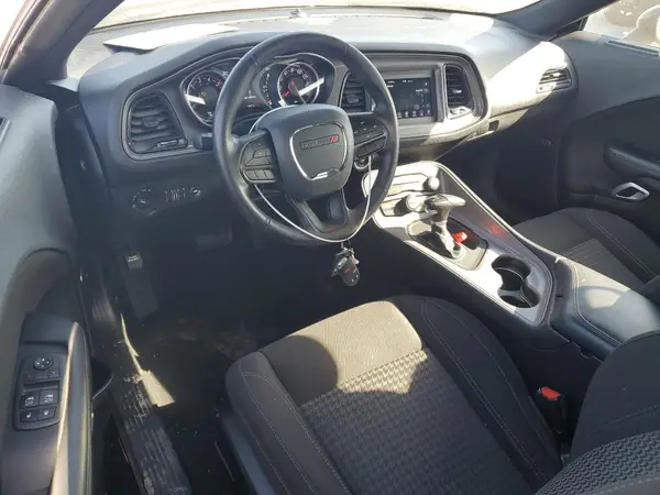 2C3CDZGG7PH697119 2023 DODGE CHALLENGER - Image 8