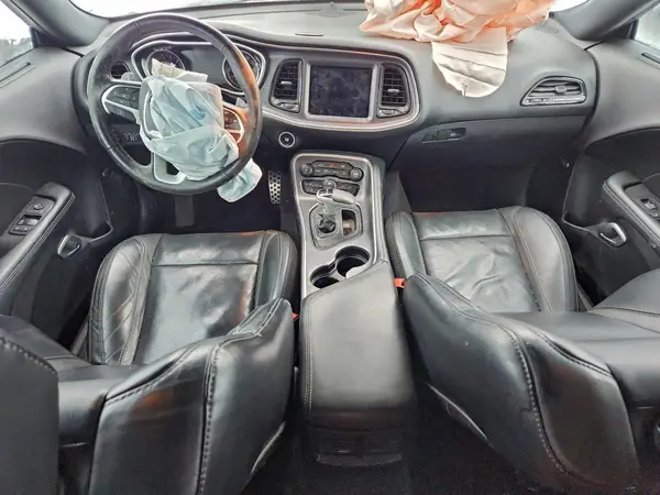 2C3CDZGG8HH592851 2017 DODGE CHALLENGER - Image 8