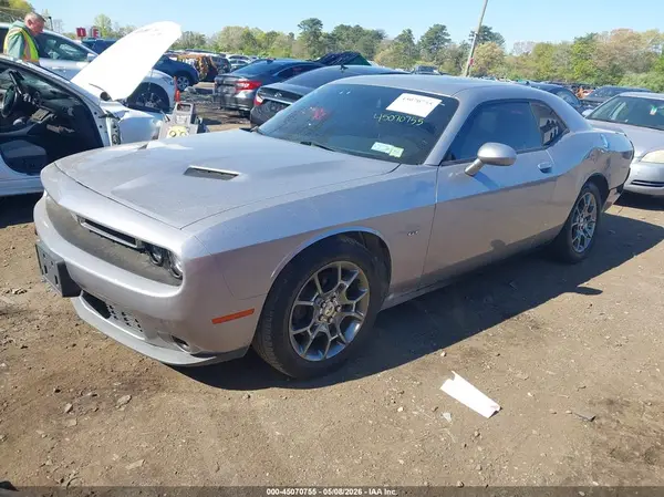 2C3CDZGG8HH598617 2017 DODGE CHALLENGER - Image 2